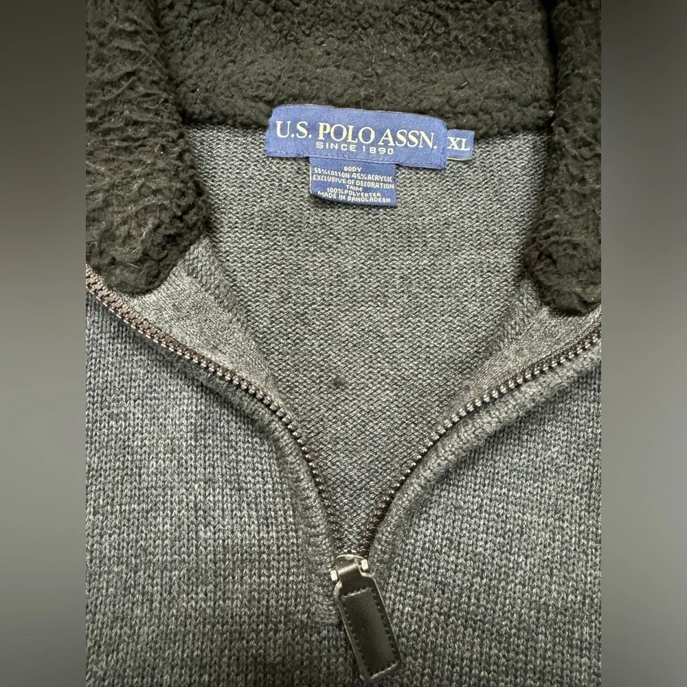 Men’s Us Polo Assn. 1/4‎ Zip Sweater. XL